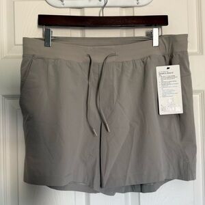 Lululemon Athletica Light Gray Top